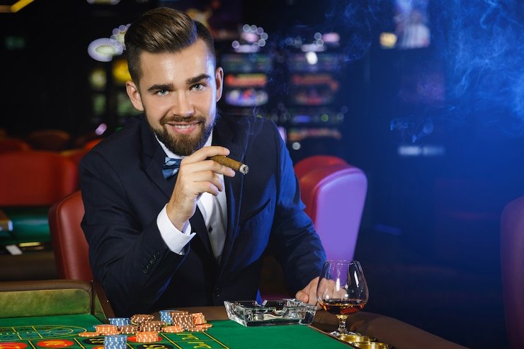 Dragon Tiger Live dealer table on goldenjitu login showing card deal and betting interface